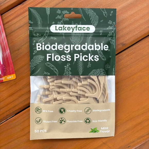 NWT Oral B, Crest, Colgate Dental Bundle, Toothpaste, Toothbrushes - Picture 3 of 10